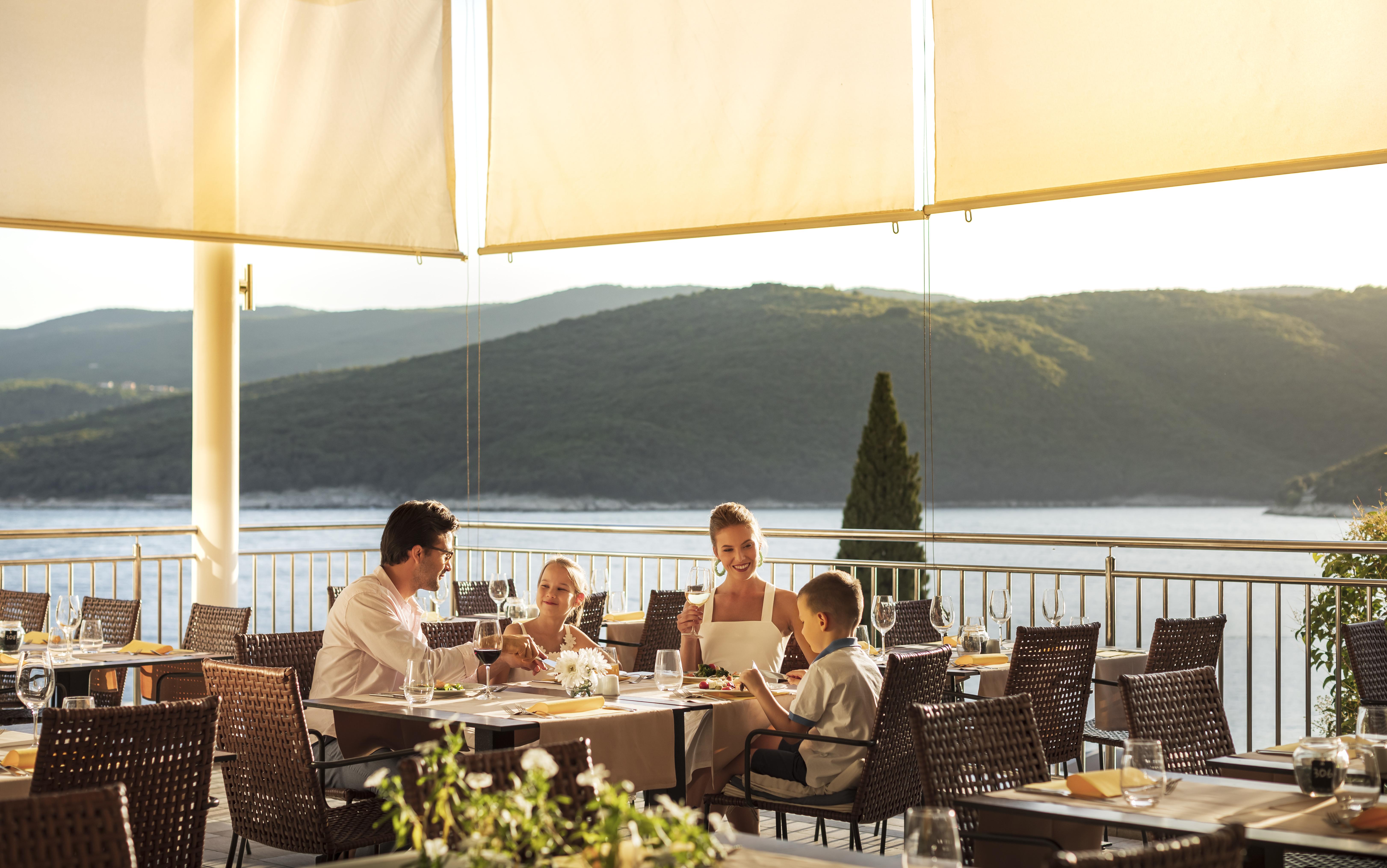 Valamar Sanfior Hotel & Casa Rabac Exterior foto